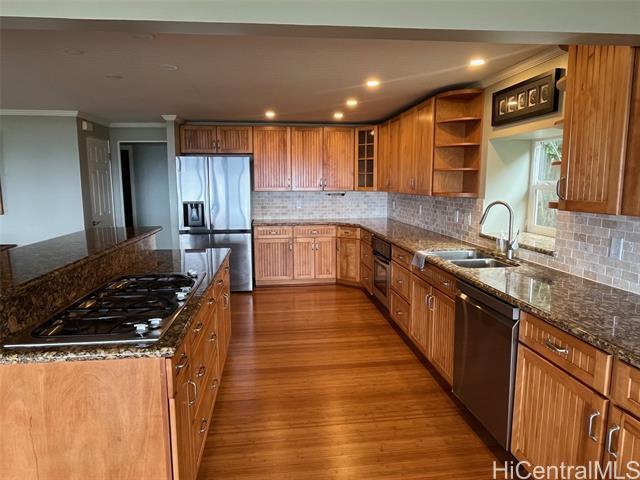property at 2554 Halekoa Dr