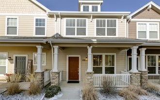 4811 Hawks Crest Point