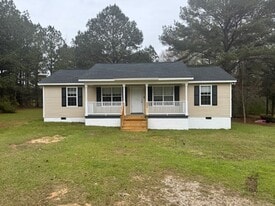 753 Nelson Rd in Pine Mountain, GA - Building Photo