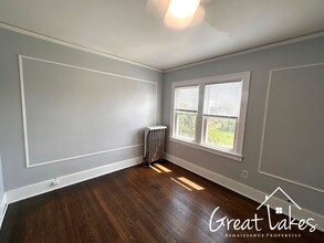 5204 Beaconsfield St in Detroit, MI - Building Photo - Building Photo