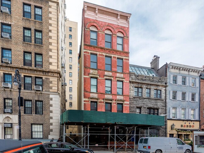 106 Waverly Pl in New York, NY - Foto de edificio - Building Photo