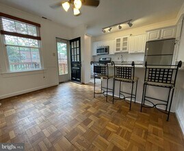 2700 13th Rd S in Arlington, VA - Building Photo - Building Photo