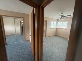3412 S 84th St, Unit 3412 S. 84th A in Milwaukee, WI - Building Photo