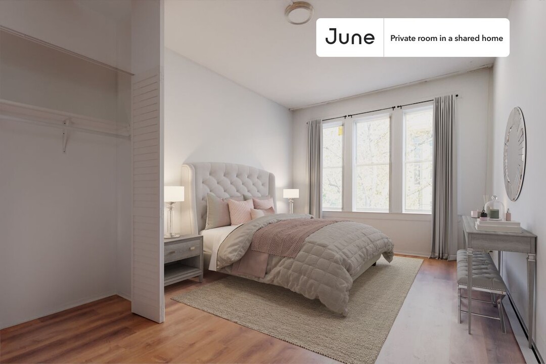 Private bedroom in 4 bed/1 bath Home in Jersey City, NJ - Building Photo
