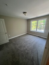 21-43 Clancy Dr in Dover, NH - Building Photo - Building Photo