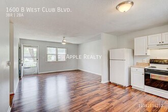 1600 W Club Blvd in Durham, NC - Building Photo - Building Photo