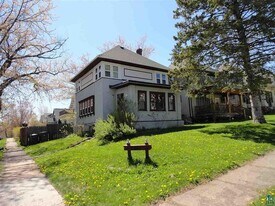 1001 N 13th Ave E in Duluth, MN - Building Photo