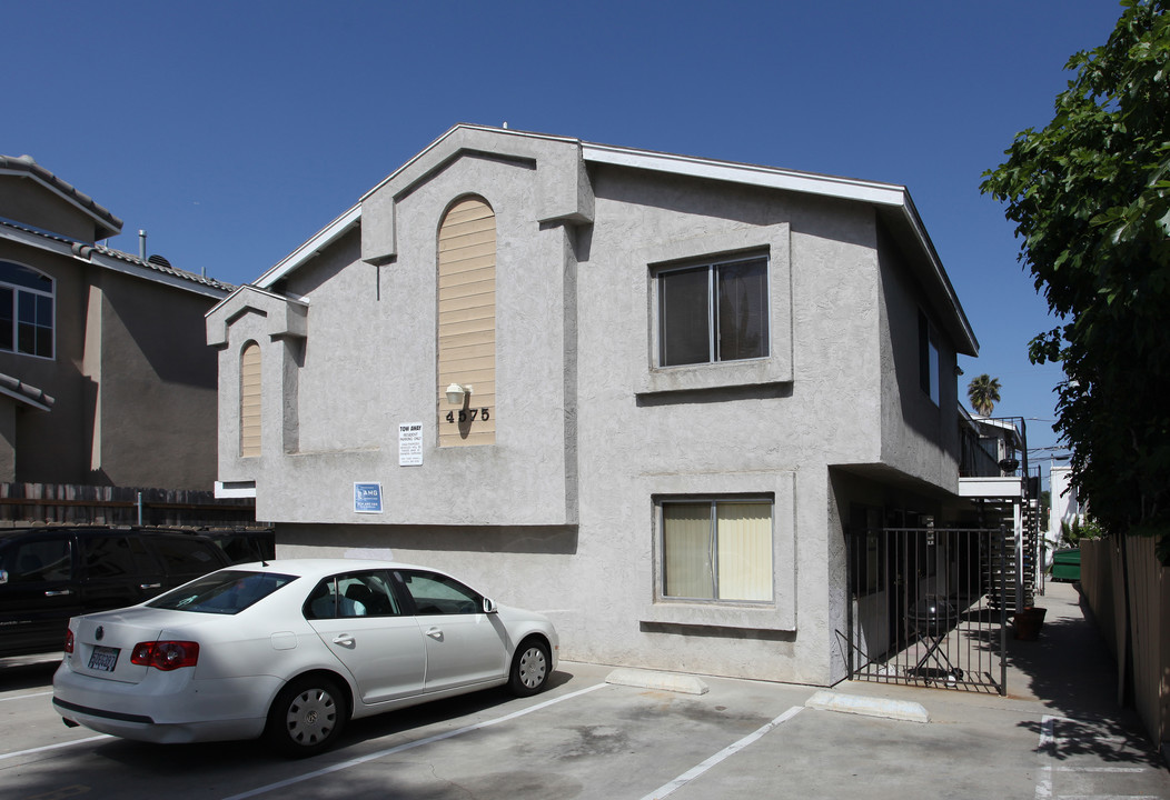 4573 Idaho St in San Diego, CA - Building Photo