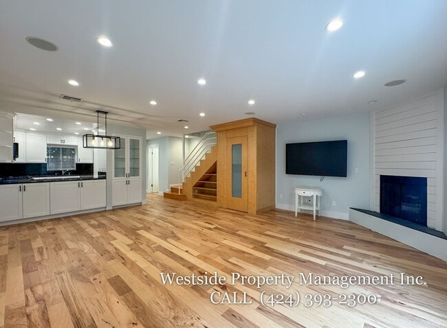 property at 1415 26th St