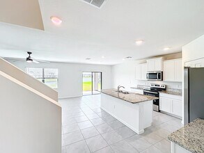 870 Remington Green Dr SE in Palm Bay, FL - Building Photo - Building Photo