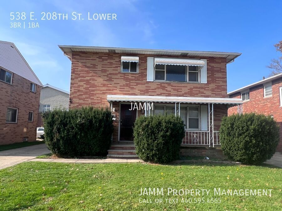 538 E 208th St in Euclid, OH - Building Photo