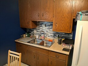 8317 W Dana St, Unit 8317 in Milwaukee, WI - Building Photo - Building Photo