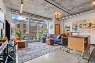 730 N 4th St in Minneapolis, MN - Building Photo