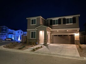 713 Dahlia Ln in San Jacinto, CA - Building Photo