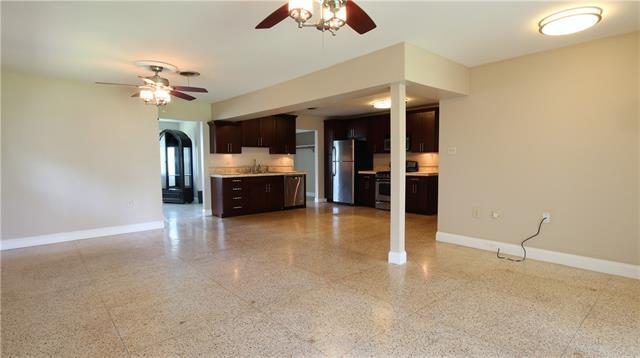 6568 Pontchartrain Blvd in New Orleans, LA - Building Photo - Building Photo