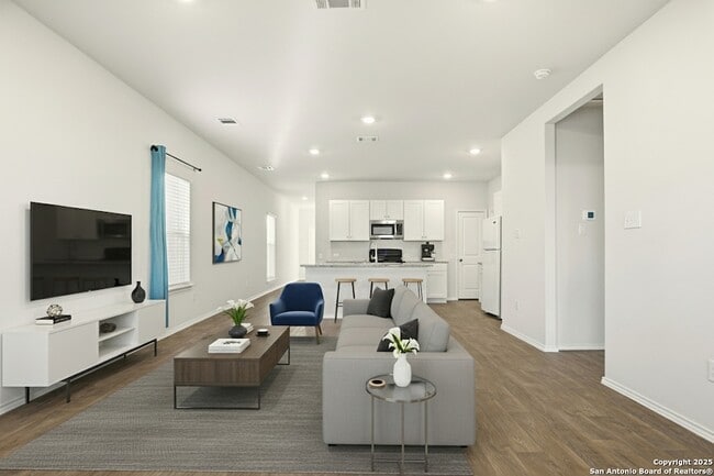 2923 Panther Spg in New Braunfels, TX - Building Photo - Building Photo