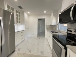 700 Tallapoosa St in West Palm Beach, FL - Building Photo - Building Photo