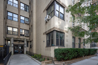 265-273 Cabrini Blvd in New York, NY - Building Photo - Building Photo