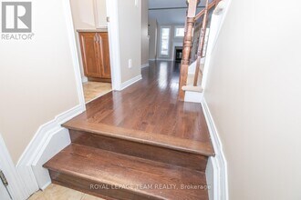 322 Applecross Crescent in Ottawa, ON - Building Photo - Building Photo
