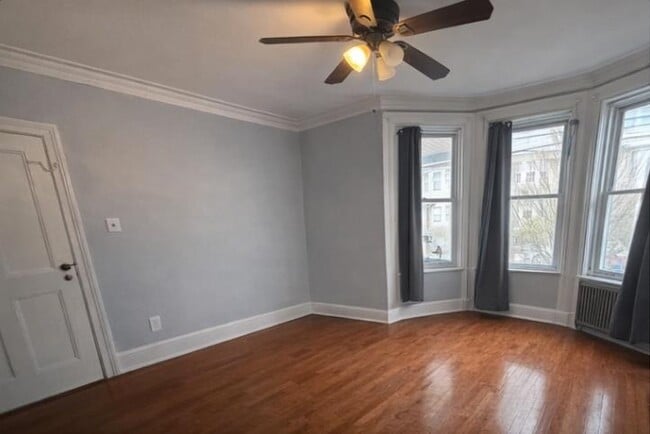 property at 21 49th St