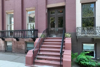 River Farm in Troy, NY - Building Photo - Building Photo