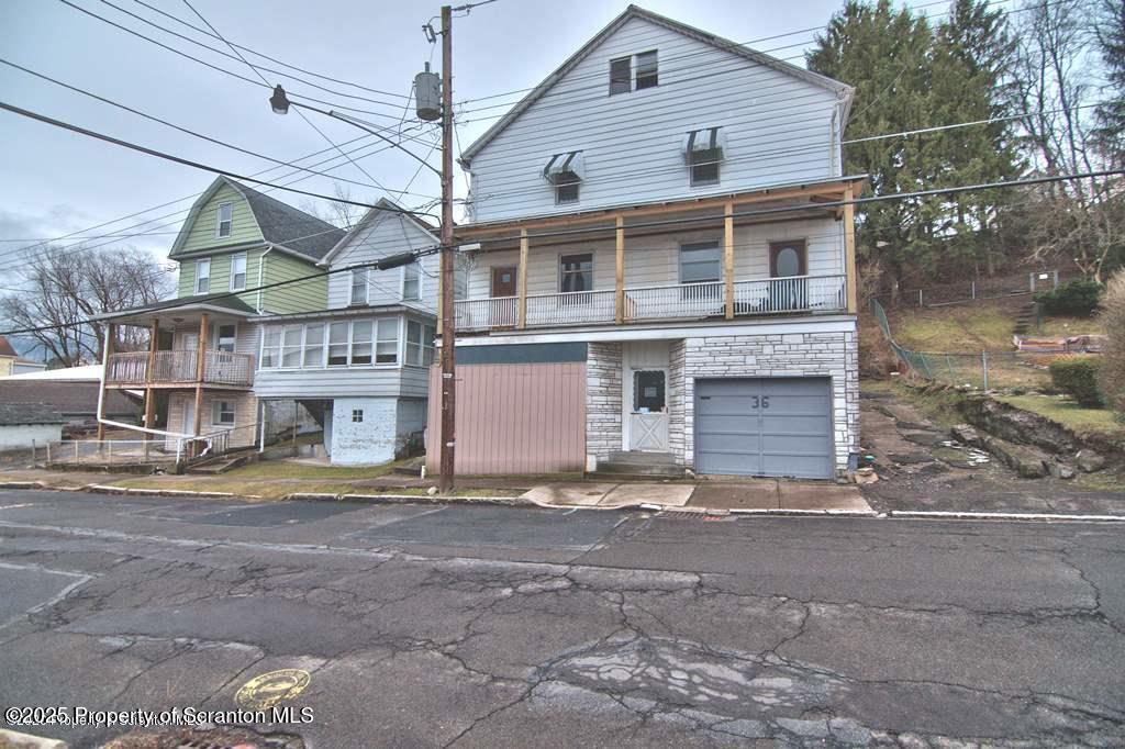 34 Simon Block Ave in Wilkes-Barre, PA - Building Photo