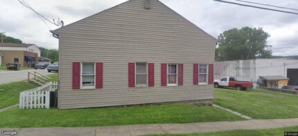 206 Butler St, Unit 206 Butler Rd in Springdale, PA - Building Photo - Building Photo