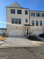 516 Provence Gate Ln in Lawrenceville, GA - Building Photo