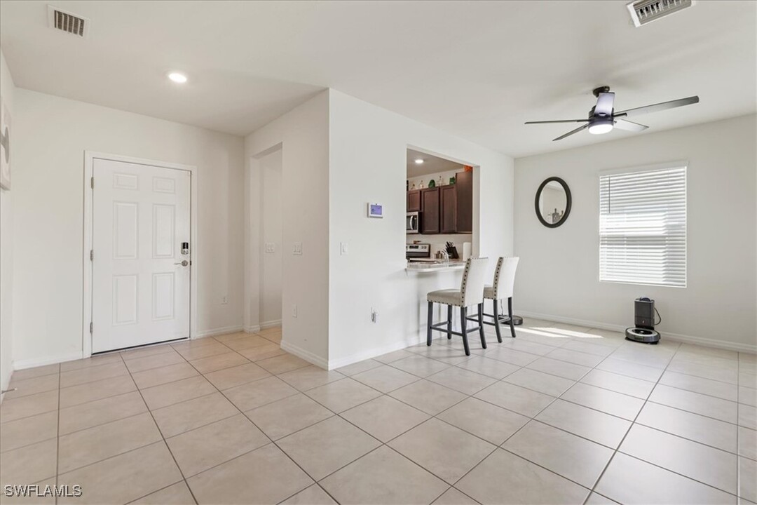 3198 Cozumel Ct in Cape Coral, FL - Building Photo