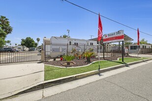 Desert Sky in Hemet, CA - Building Photo