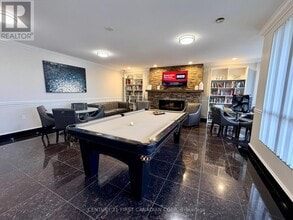 353 Commissioners Rd W in London, ON - Building Photo - Building Photo