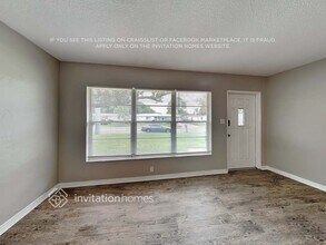 4504 S Clark Ave in Tampa, FL - Building Photo - Building Photo