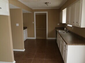 11226 Beauvoir Dr in Houston, TX - Building Photo - Building Photo