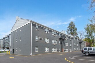 Woodland Hills Manor: In-Unit Washer & Dryer, Heat, Gas, Hot & Cold Water Included, and Cat & Dog... in Bergenfield, NJ - Building Photo - Building Photo