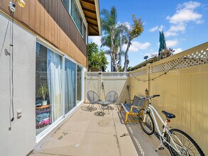 15500 Tustin Village Way in Tustin, CA - Building Photo - Building Photo