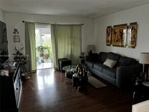 950 Hillcrest Dr in Hollywood, FL - Building Photo - Building Photo