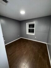 90 2nd St in Newark, NJ - Building Photo - Building Photo