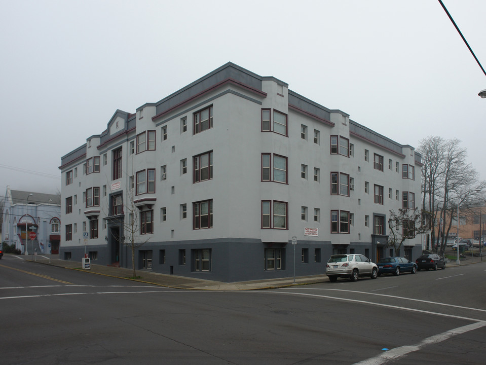 Kohlhagen Apartments in Roseburg, OR - Building Photo