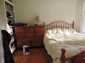 16 Ware St, Unit 42 in Cambridge, MA - Foto de edificio - Building Photo