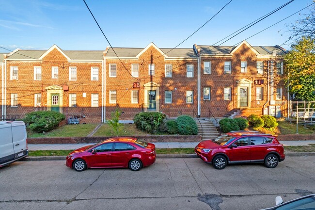 property at 4713 3rd Pl NW