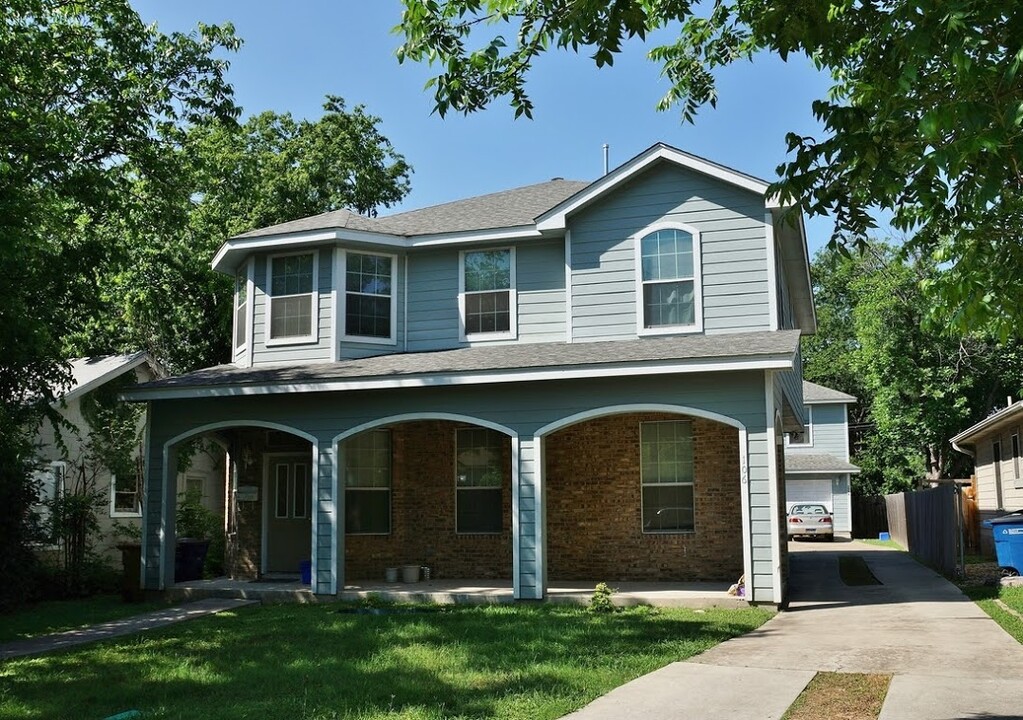 106 Franklin Blvd, Unit A in Austin, TX - Foto de edificio