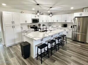 8232 E Granada Rd in Scottsdale, AZ - Building Photo - Building Photo