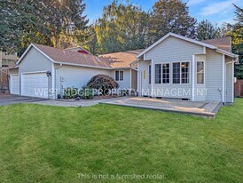 5530 SW Coronado St in Portland, OR - Building Photo