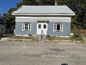 20 Harrison St in Laconia, NH - Building Photo - Building Photo