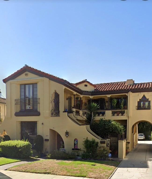 447 N Hayworth Ave, Unit 445 N Hayworth Ave