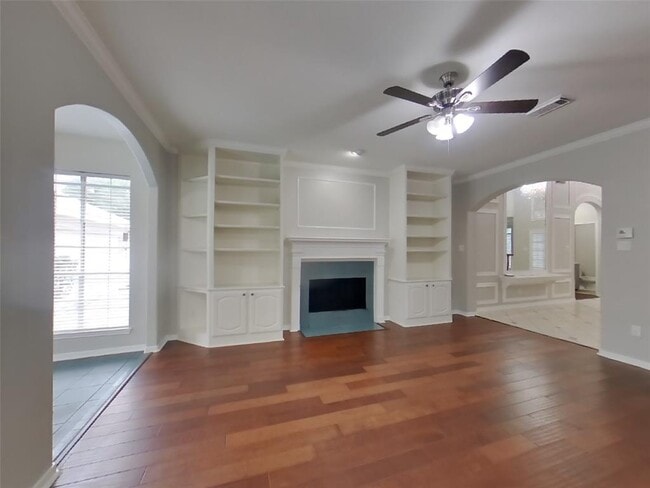 7302 Emerald Glen Dr in Sugar Land, TX - Building Photo - Building Photo