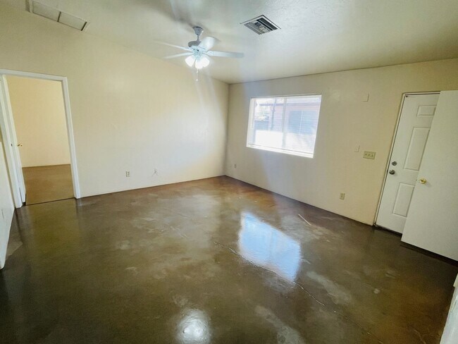 1188 N Riverview Blvd in Tucson, AZ - Building Photo - Building Photo