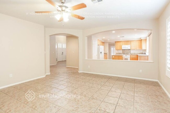 8760 Wallaby Ln in Las Vegas, NV - Building Photo - Building Photo