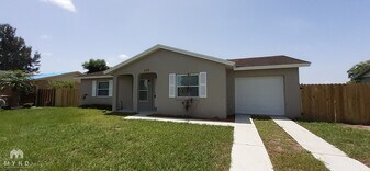 628 Royal Palm Dr in Kissimmee, FL - Building Photo