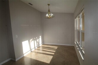 5508 Douglas Rd in North Port, FL - Building Photo - Building Photo